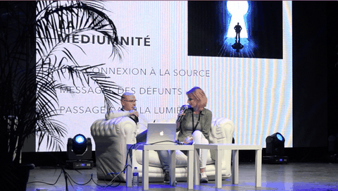 Conférence Festival Nostradamus 2017 Patricia Médium Christophe Anger 3